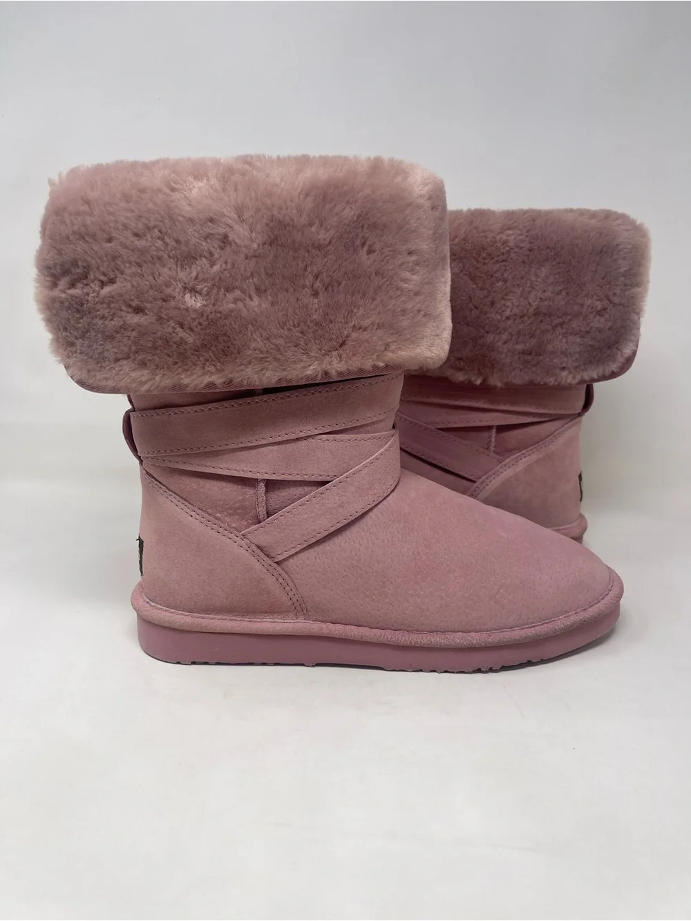 LAMO Womens Pink Suede Winter Boots Size 8 Furry Faux Fur